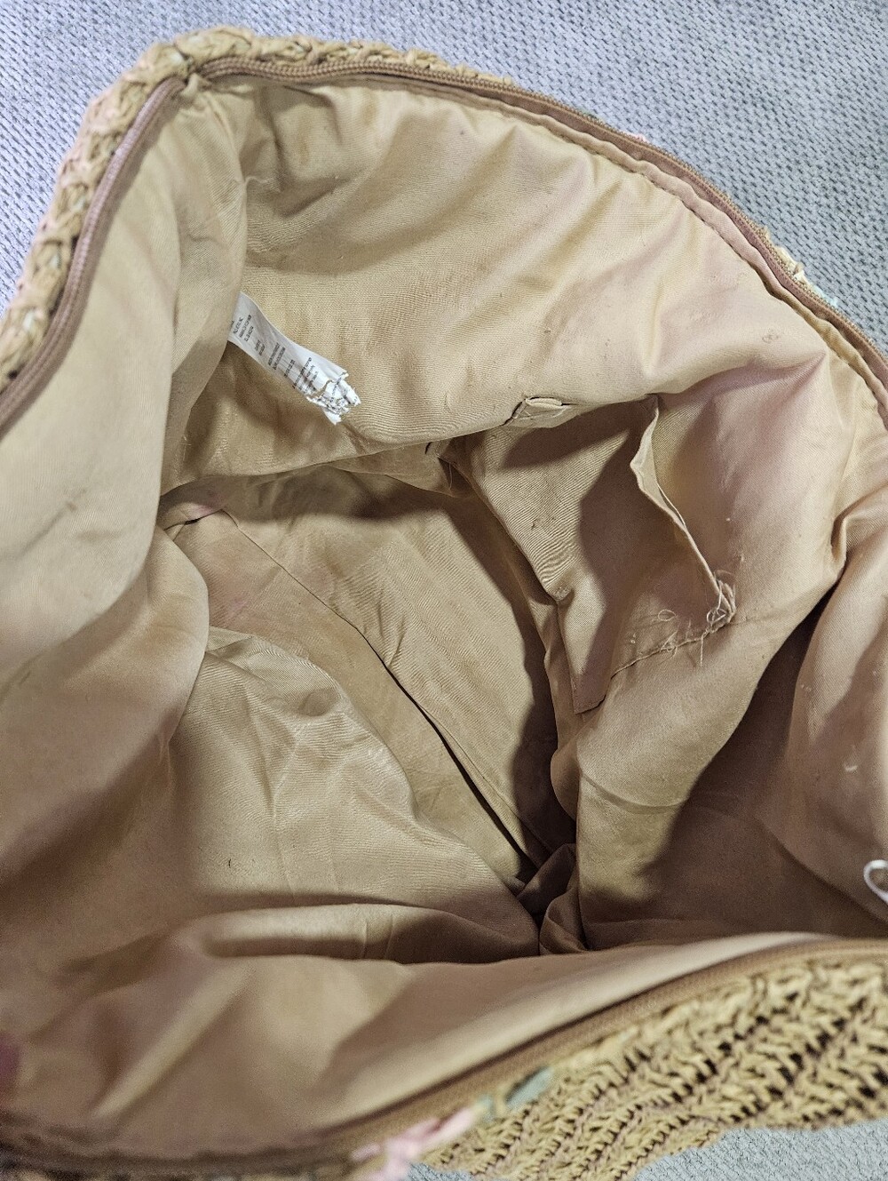 3/$15! Straw Tote Bag - Picture 5 of 8